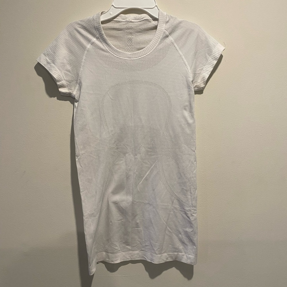 lululemon athletica White Short Sleeve Tee